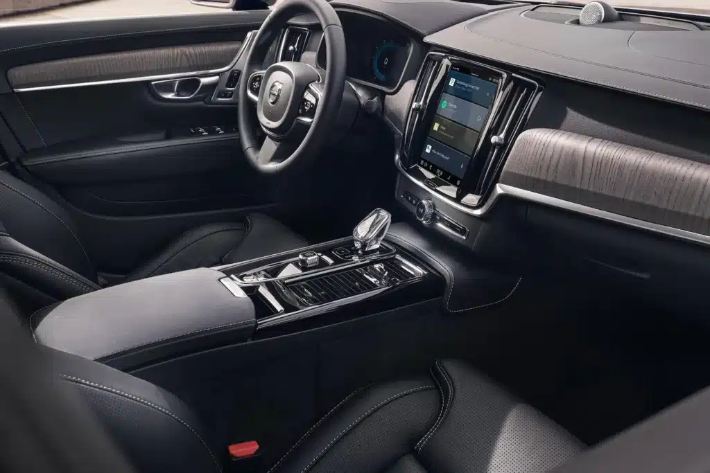 Volvo S90 cabin and seating example